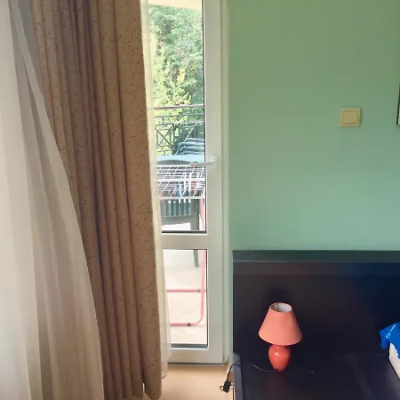 Apartment In Golden Sands Next To The Beach