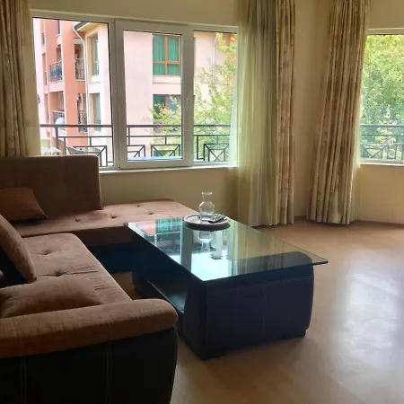 Apartment In Golden Sands Next To The Beach * Sables d'or