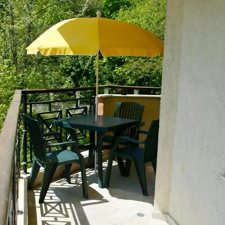 Apartment In Golden Sands Next To The Beach Appartement *
